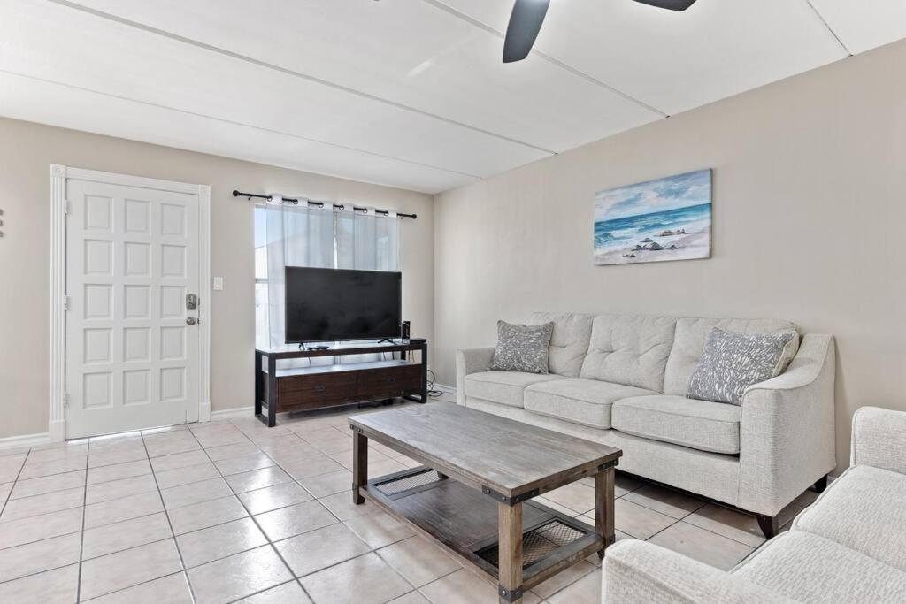 2 Bed 1 Bath Condo By Beach & Entertainment South Padre Island Εξωτερικό φωτογραφία